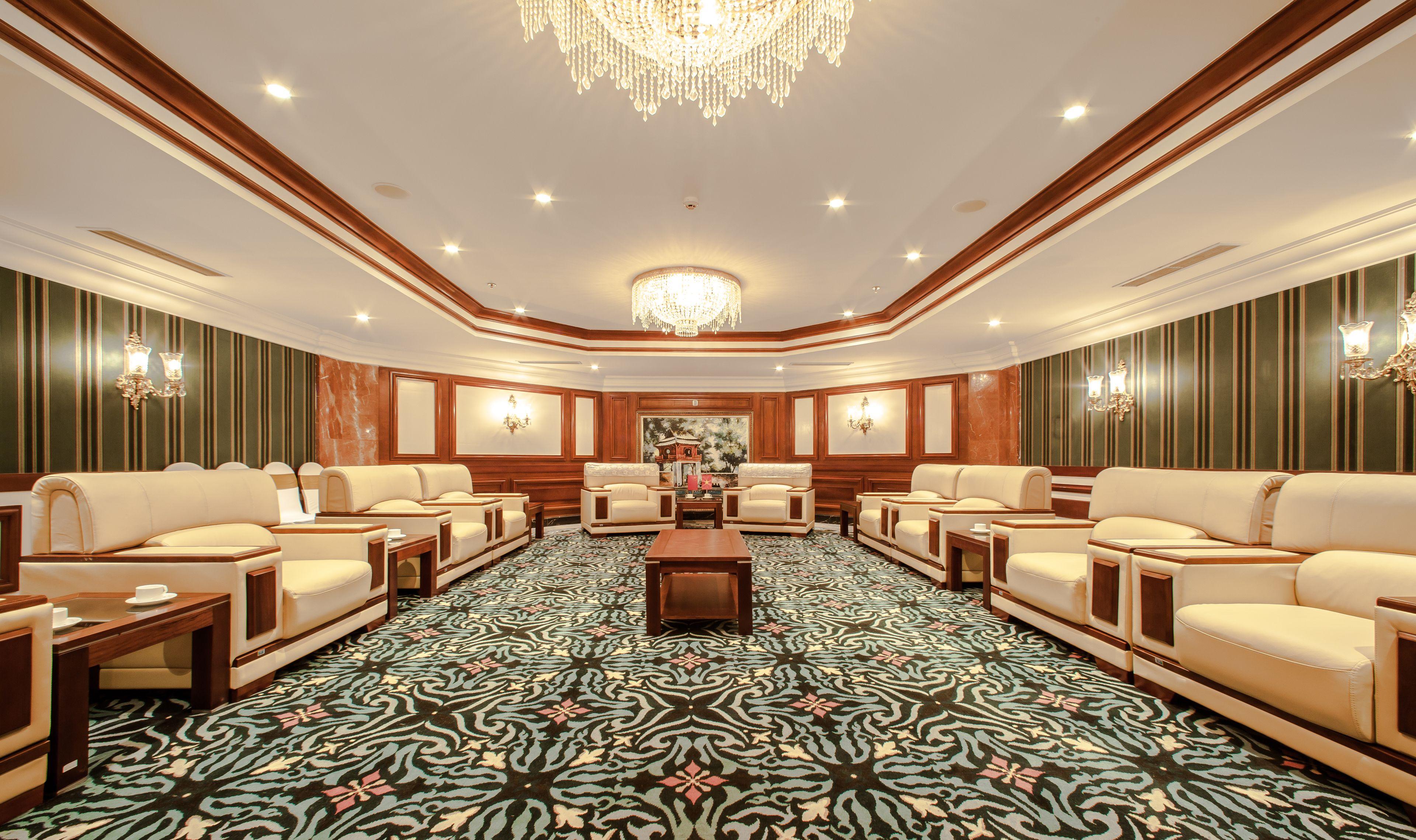 Army Hotel — Photos 1